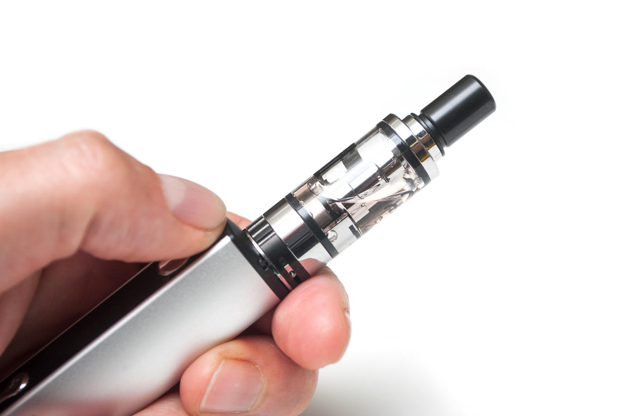 E Cigarettes Pose Hazard in Any Aircraft Canadian Aviator Magazine