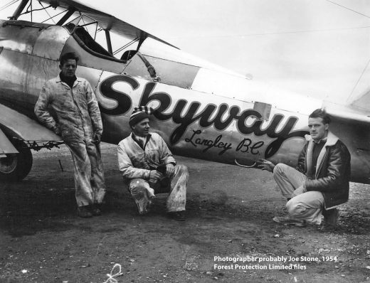 Skyway Stearman - crew and pilot