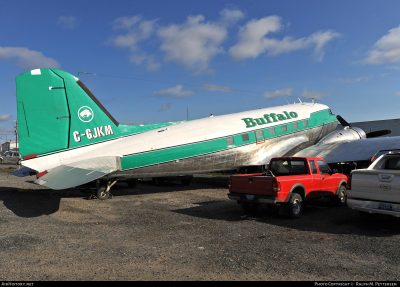 Crew Safe In DC-3 Off-Airport Landing